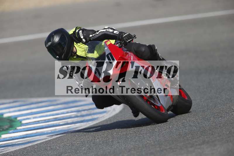 /Archiv-2024/02 29.01.-02.02.2024 Moto Center Thun Jerez/Gruppe gruen-green/20